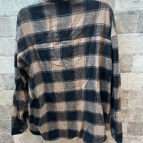 ❤️ HOLLISTER PLAID FLANNEL BOYFRIEND BUTTON DOWN SHIRT SIZE LARGE - Picture 5 of 5